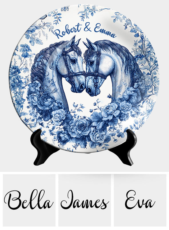 Dieu a béni le chemin sinueux qui m'a mené jusqu'à toi - Assiette ronde en céramique personnalisée avec motif cheval