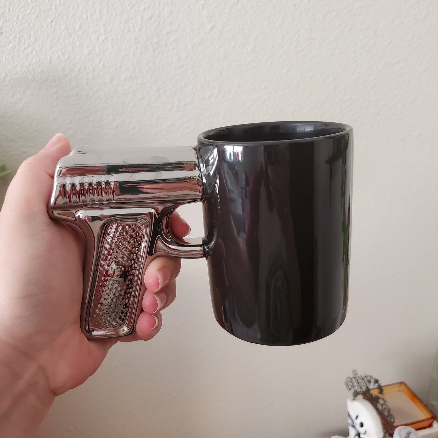 Tasse à café en céramique à motif pistolet