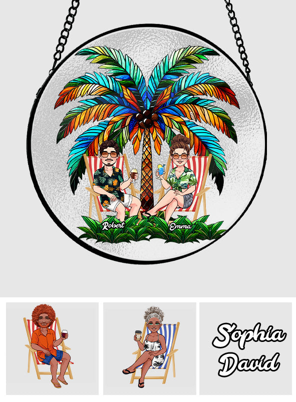 Sous le palmier, un couple heureux - Attrape-soleil en vitrail personnalisé pour couple