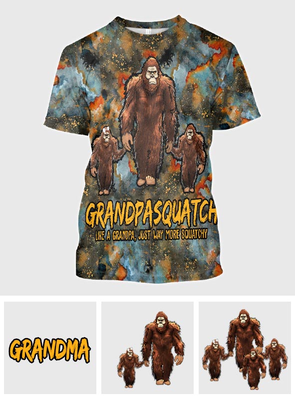 Grandpasquatch Plus Squatchy - T-shirt personnalisé Grandpa All Over