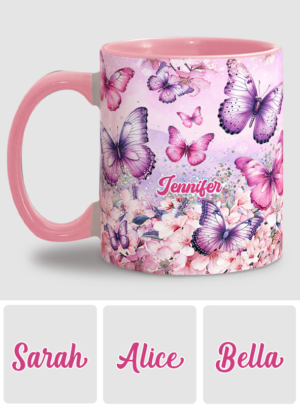 Mug personnalisé à motif papillon rose et floral