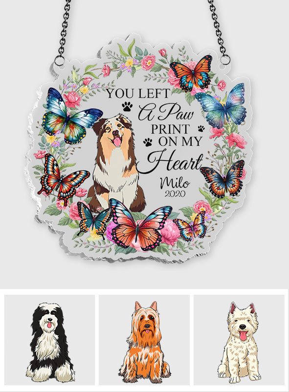 Tu as laissé une empreinte de patte sur mon cœur - Décoration attrape-soleil personnalisée pour fenêtre en forme de chien