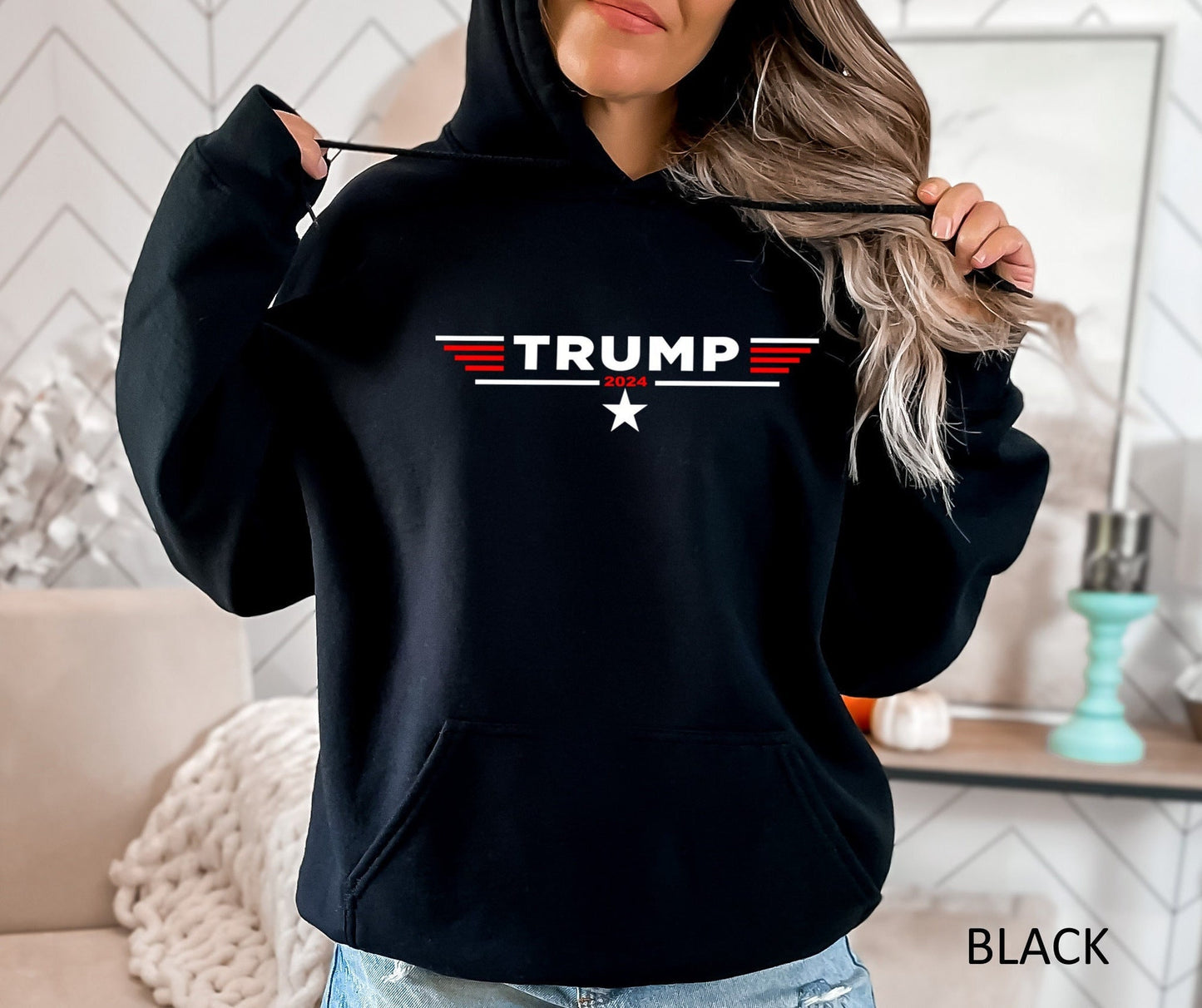 Sweat à capuche Trump 2024, Donald Trump, Sweat-shirt Trump, Sweat à capuche Trump, Donald Trump 2024, Trump recherché pour la présidence 2024, T-shirt et sweat à capuche « Trump de retour »