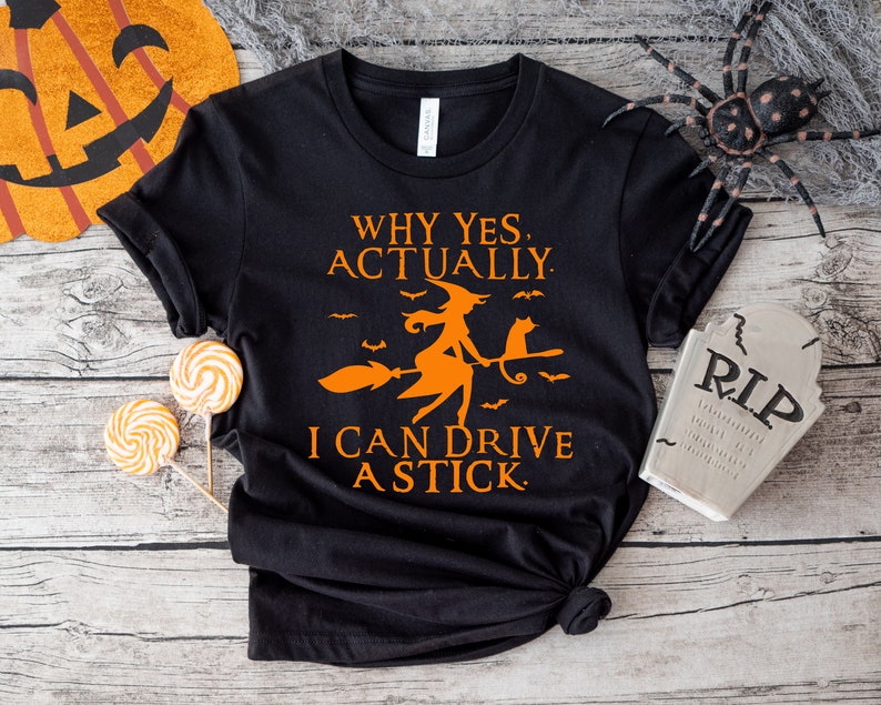 T-shirt « Oui, je sais conduire une voiture manuelle », T-shirt de sorcière pour Halloween, T-shirt et sweat à capuche humoristiques pour Halloween (réf. 0924)