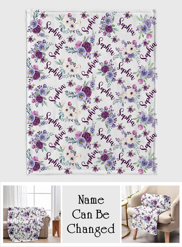 Couverture personnalisée pour grand-mère avec fleurs violettes et nom personnalisé