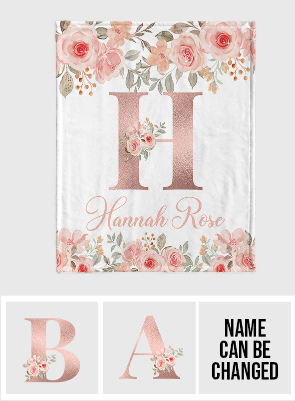 Couverture personnalisée pour nouveau-né avec nom et motif floral