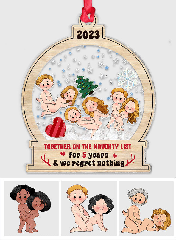 Sur la liste des vilains depuis des années - Cadeau pour petite amie, mari, femme, petit ami - Ornement à secouer personnalisé à 3 couches