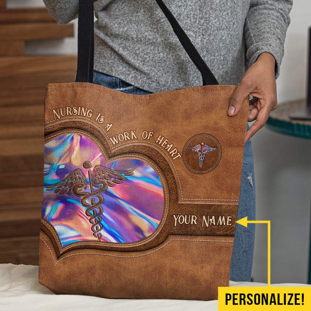 Sac fourre-tout personnalisé « Le métier d’infirmière est un travail de cœur »