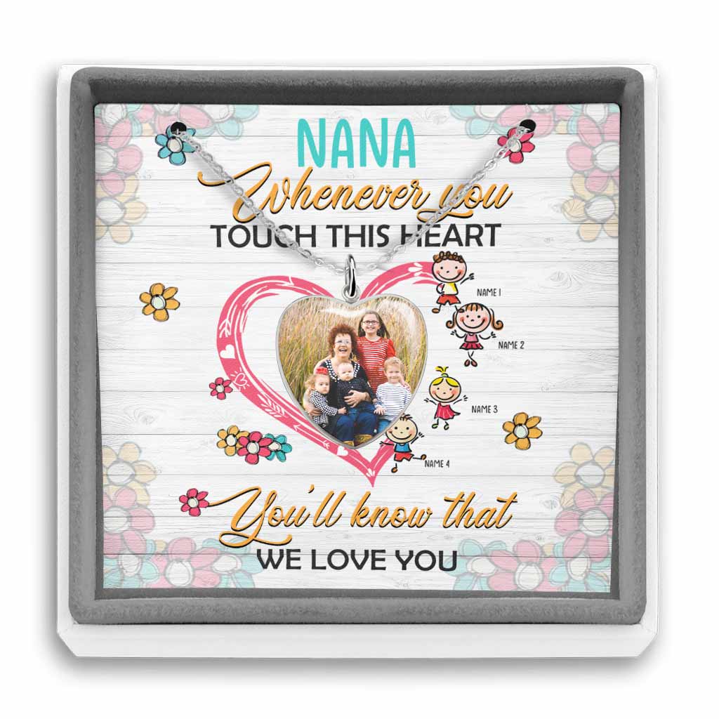 Chaque fois que tu touches ce cœur - Collier pendentif cœur personnalisé pour la fête des mères et pour grand-mère