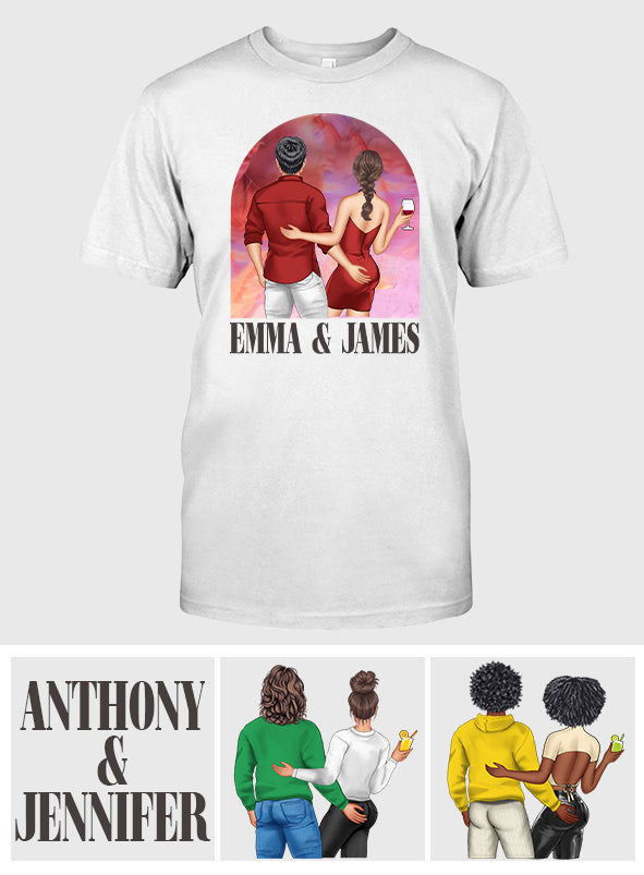 Couple sur fond rose de film - T-shirt et sweat à capuche personnalisés pour couple