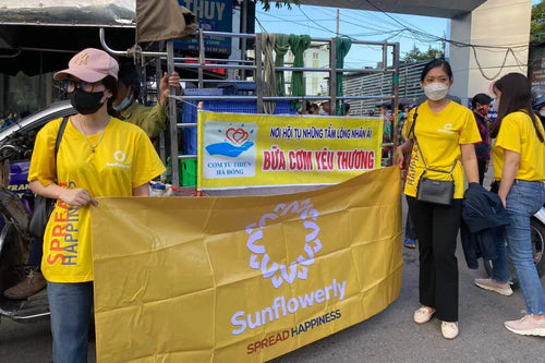 Sunflowerly's Meals of Love Initiative