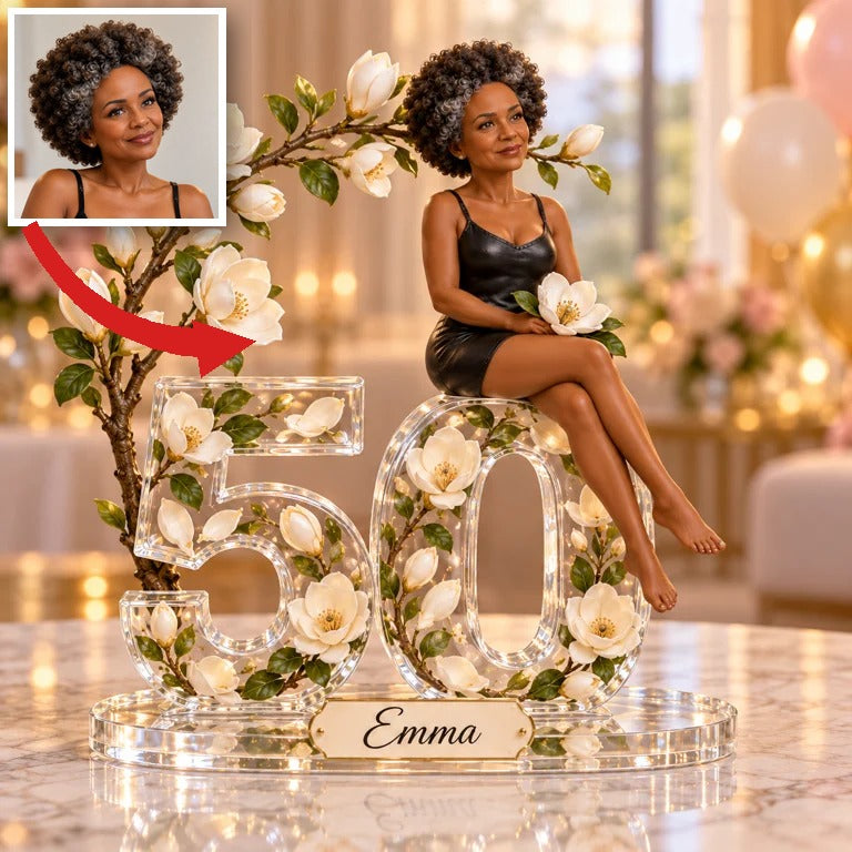 Plaque Acrylique Personnalisée en Forme de Magnolia - Cadeau d'Anniversaire des 50 Ans pour Femmes