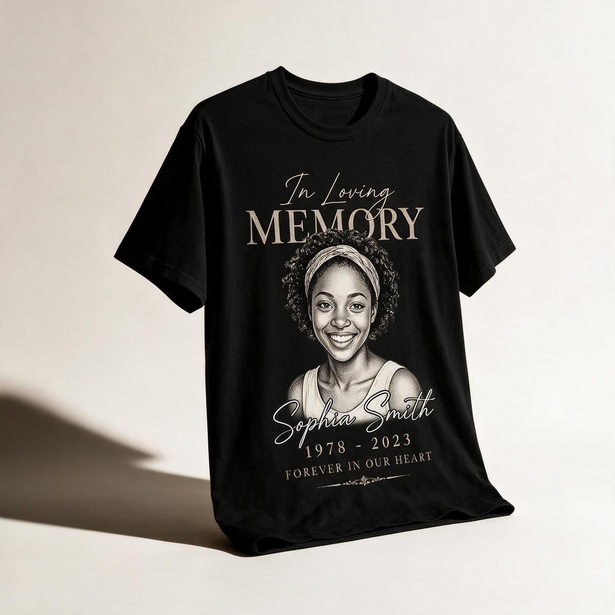 En mémoire affectueuse pour toujours dans nos cœurs - T-shirt personnalisé - Cadeau de sympathie