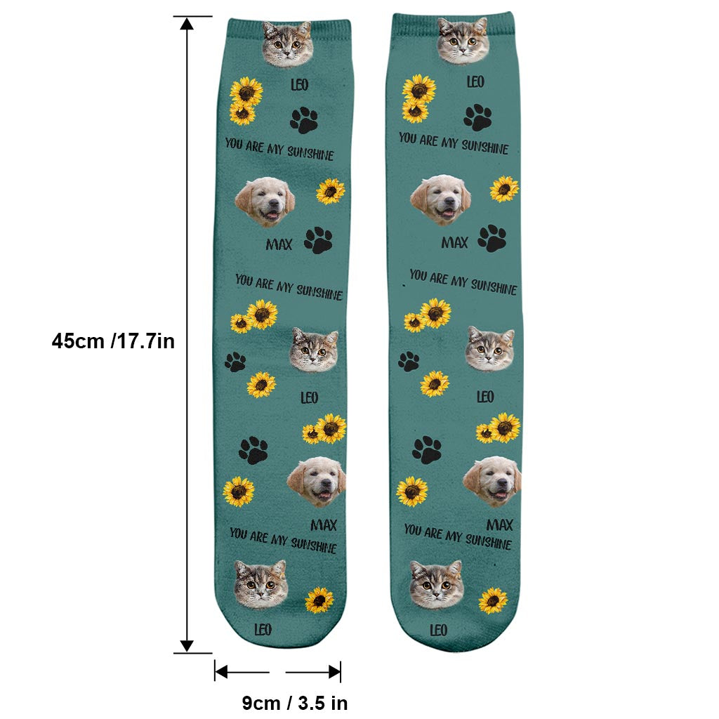Ce humain appartient à - Cadeau pour amoureux des chats - Chaussettes personnalisées