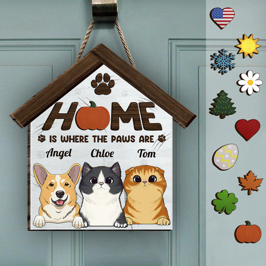 « La maison, c'est là où sont les pattes » - Panneau en bois interchangeable personnalisé pour chien