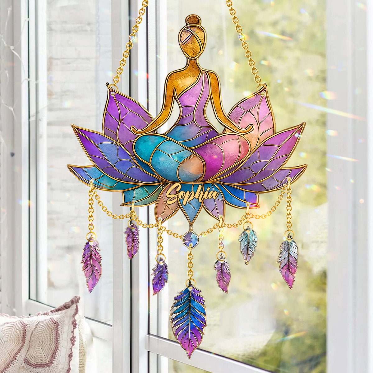 Temps de méditation - Attrape-soleil de yoga personnalisé à suspendre à la fenêtre avec breloques
