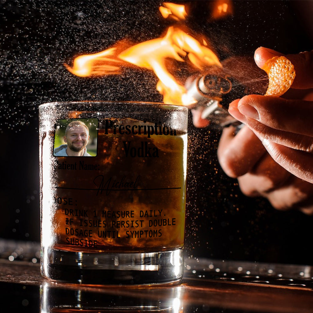 Vodka, whisky, gin… sur ordonnance – Verre à whisky personnalisé