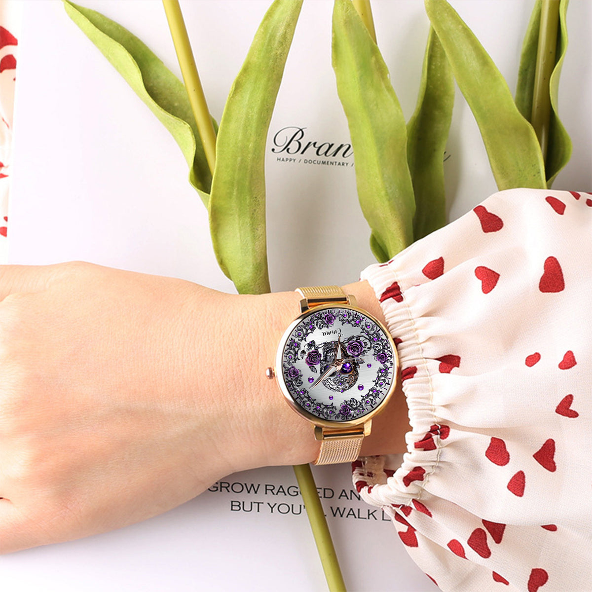 Montre-bracelet personnalisée pour femme avec crâne et roses - Magnifique crâne et roses