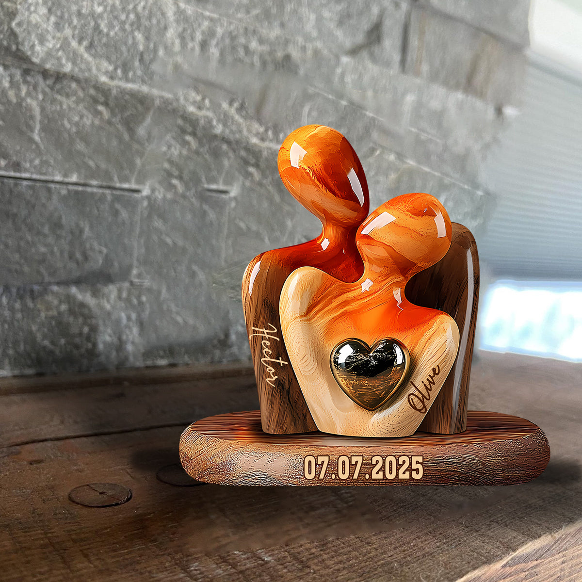 Statue élégante de couple avec incrustation de cœur - Plaque en bois personnalisée pour couple