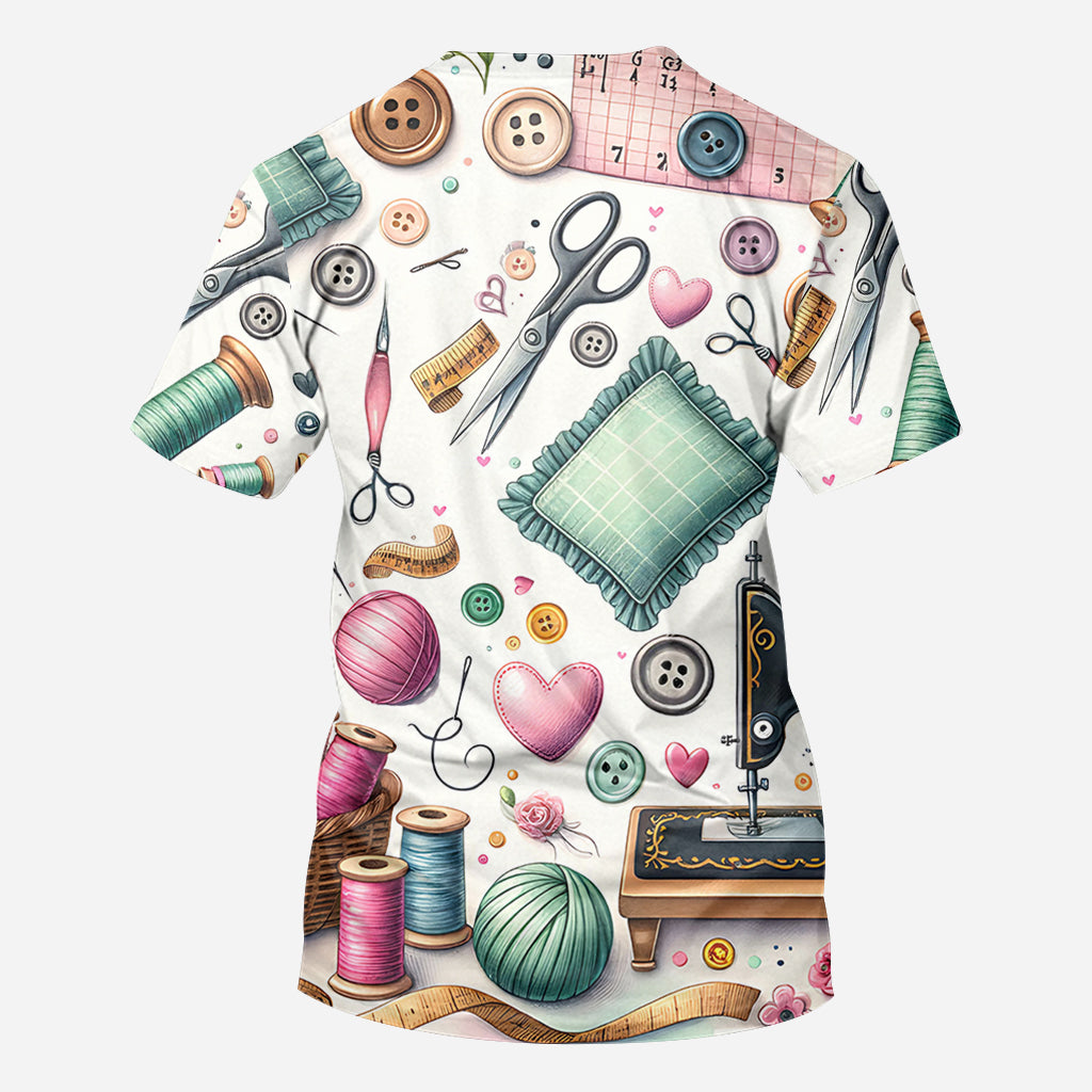 Une fille qui adore coudre - T-shirt personnalisé avec couture intégrale