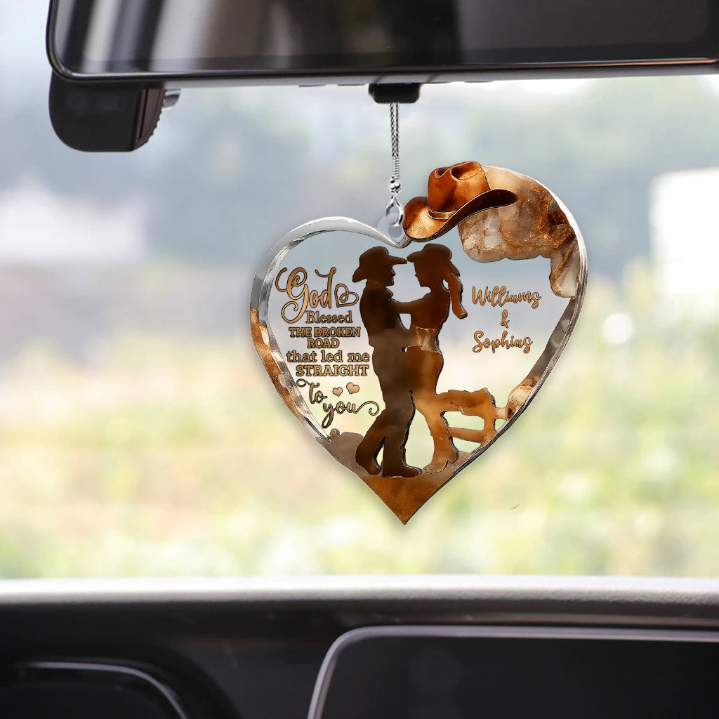Couple de cowboys et de cowgirls bénis par Dieu - Ornement de voiture transparent personnalisé pour cowgirl