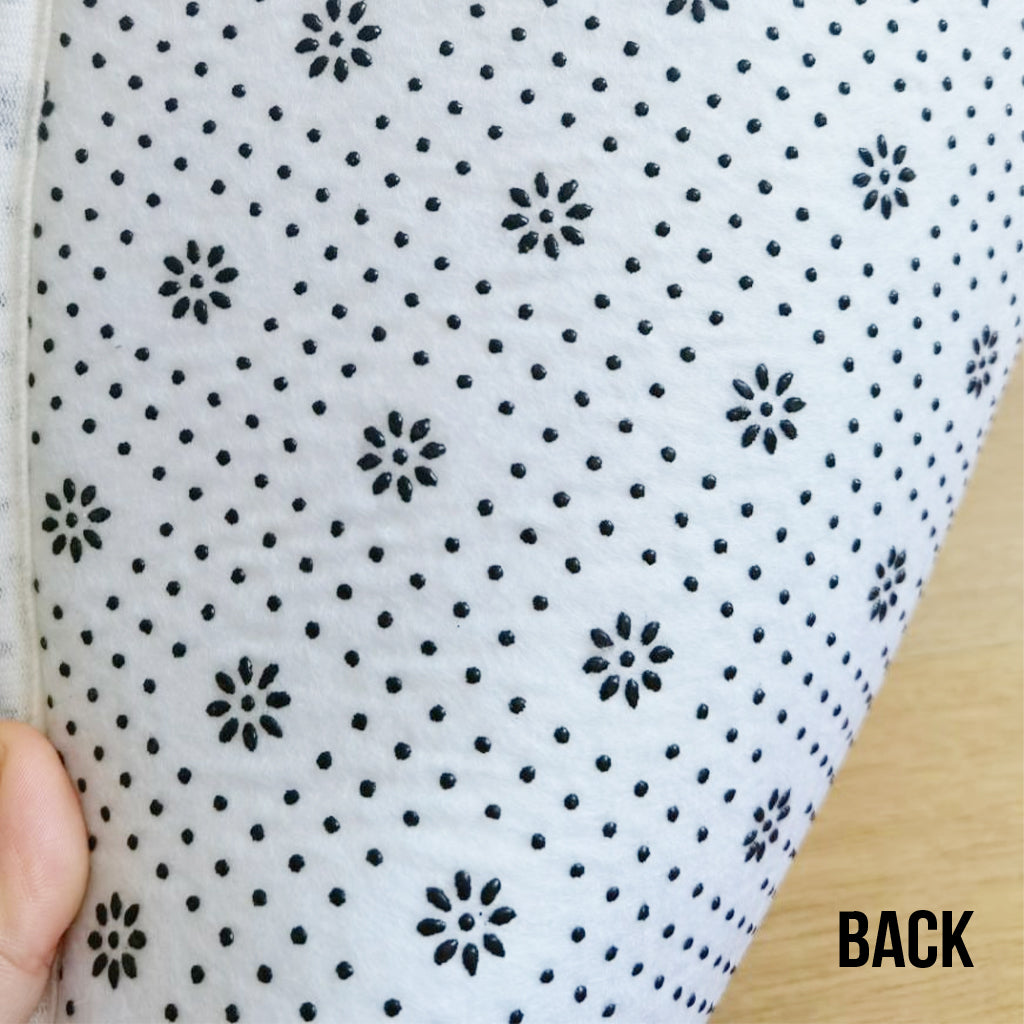 Elf Workshop Portal Quilted Round Mat - Christmas Round Rug