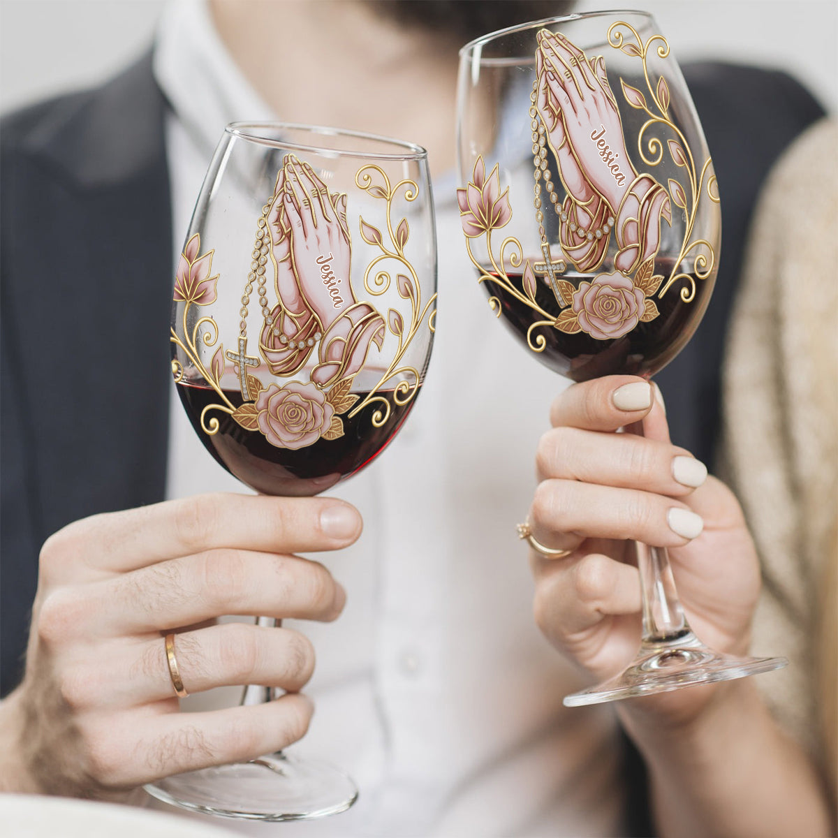 Mains en prière - Verre à vin chrétien personnalisé à longue tige