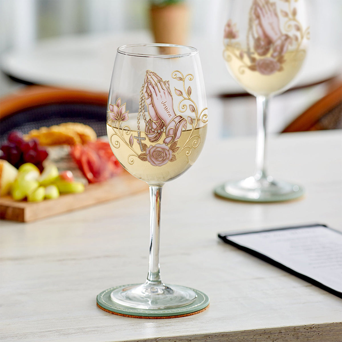 Mains en prière - Verre à vin chrétien personnalisé à longue tige