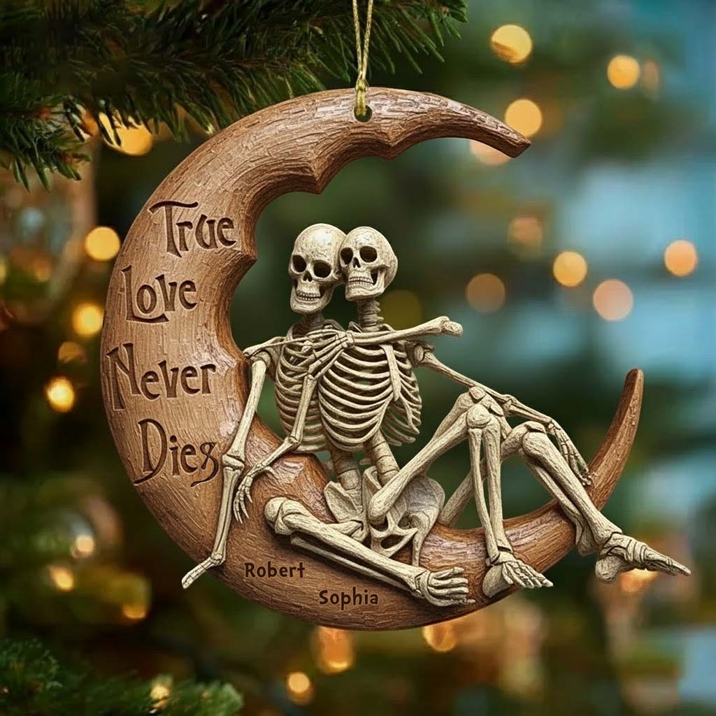 True Love Never Dies Skull Couple - Personalized Skull Ornament