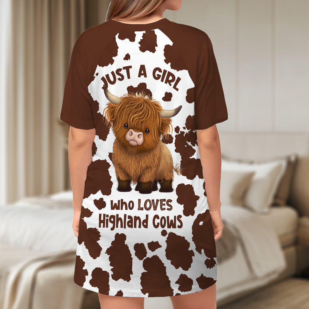 Just A Girl Who Loves Highland Cows - Personalized Highland Cow Sleep T-shirt Dress