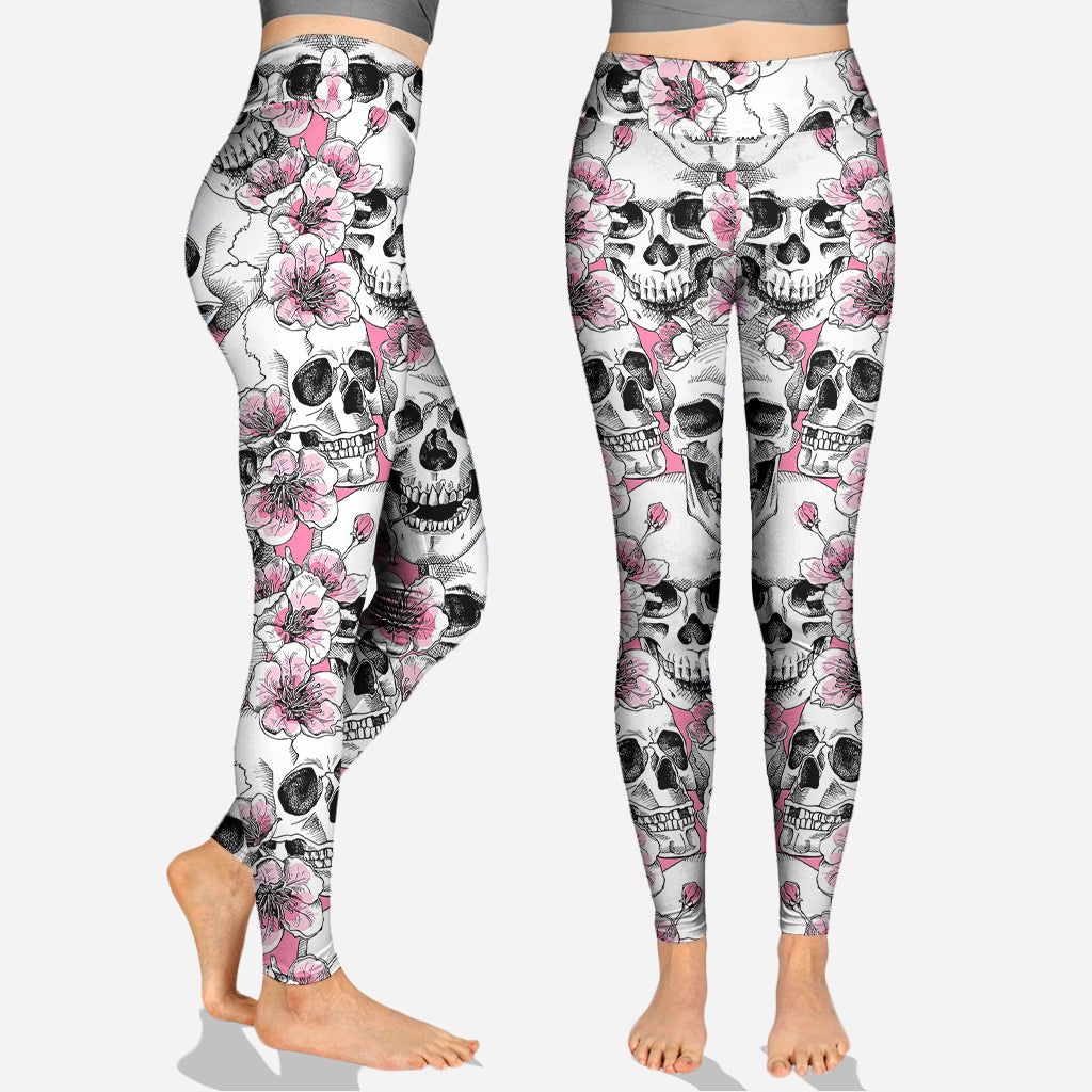 Motifs floraux et têtes de mort - Sweat à capuche et legging personnalisés avec tête de mort