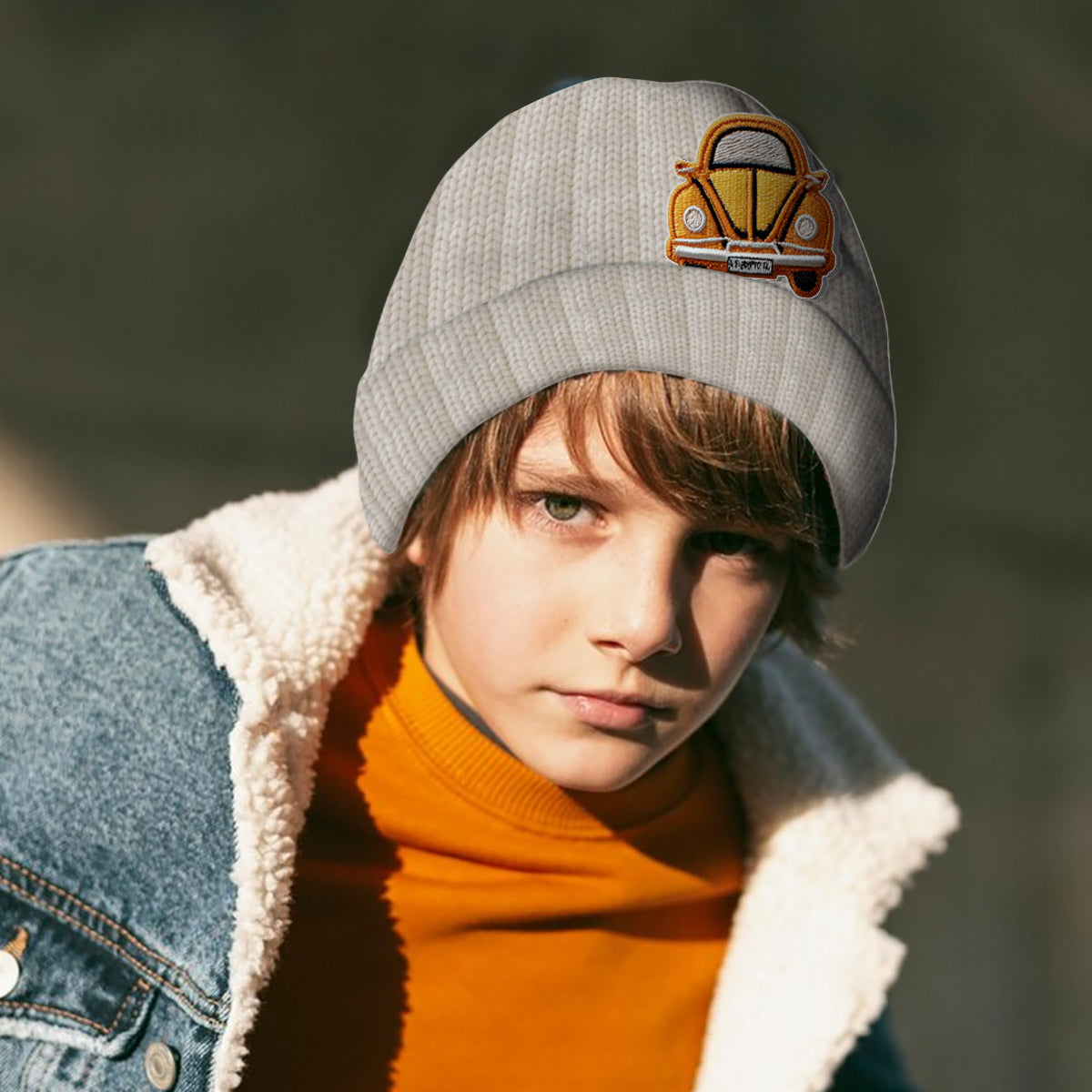 Love Cars - Bonnet enfant personnalisé avec écussons