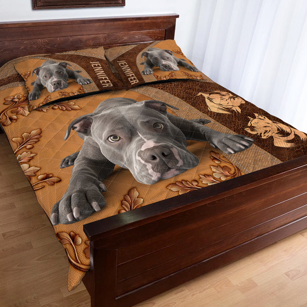 Ensemble de courtepointe personnalisé pour chien « Pitbull endormi »