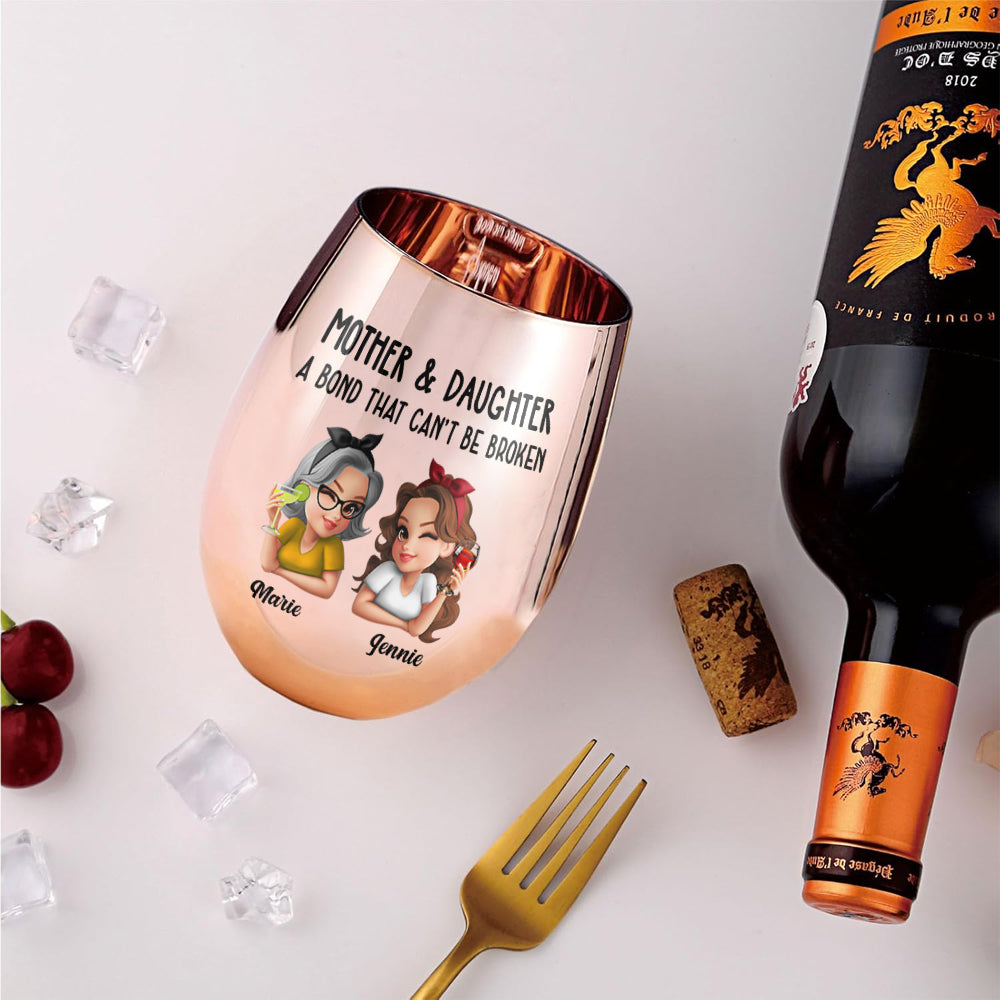 Mère et fille : un lien indéfectible - Verre à vin métallique personnalisé « Maman »