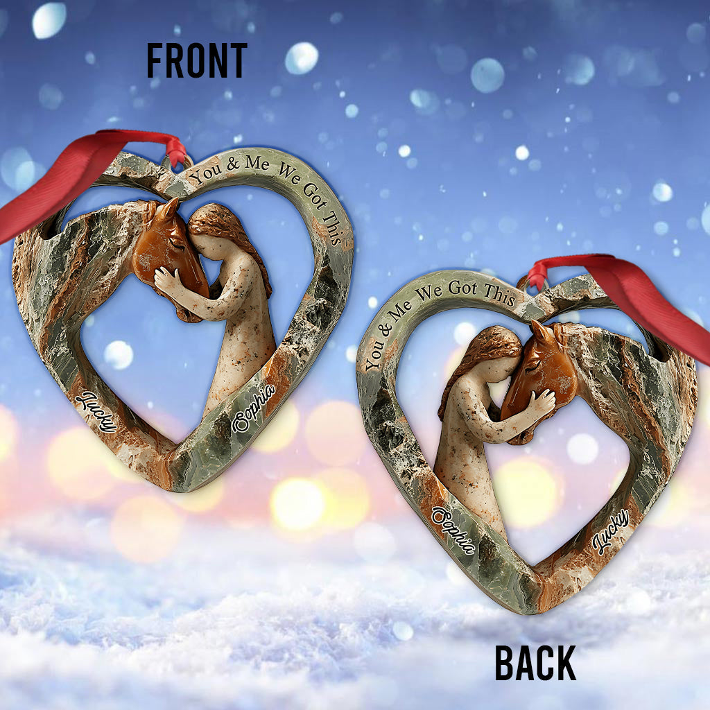 Ornement de cheval personnalisé en forme de cœur représentant une fille et un cheval