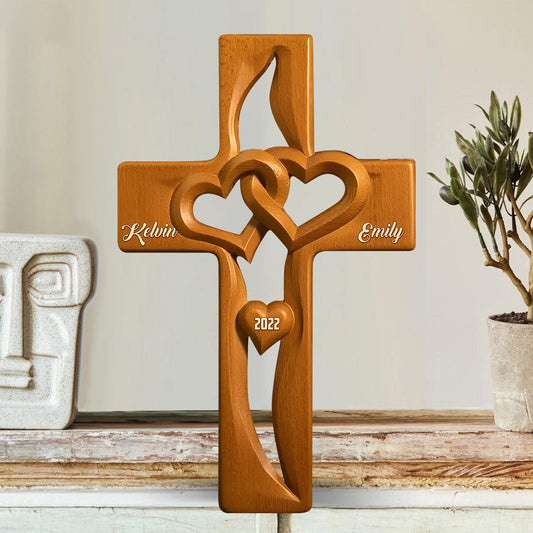 Croix en bois en forme de cœur entrelacé, spécialement conçue pour les amoureux - Plaque en bois personnalisée pour couple