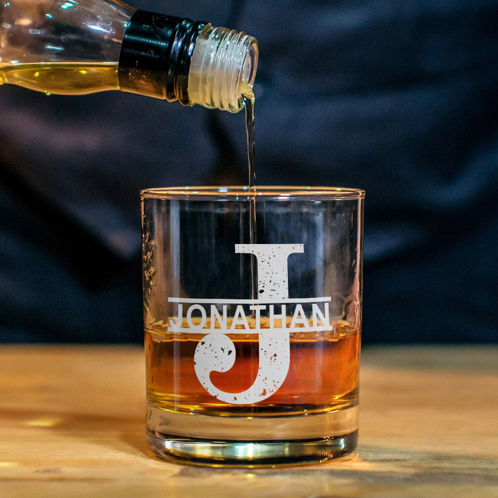 Le bourbon entre, la sagesse en sort - Coffret carafe à whisky personnalisée