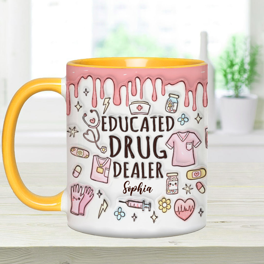 Mug personnalisé « Trafiquant de drogue instruit » avec accent infirmier