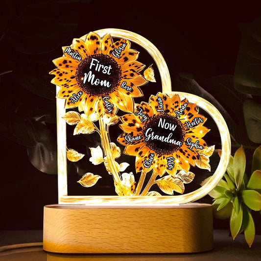 Première maman, maintenant grand-mère - Plaque lumineuse personnalisée en forme de grand-mère
