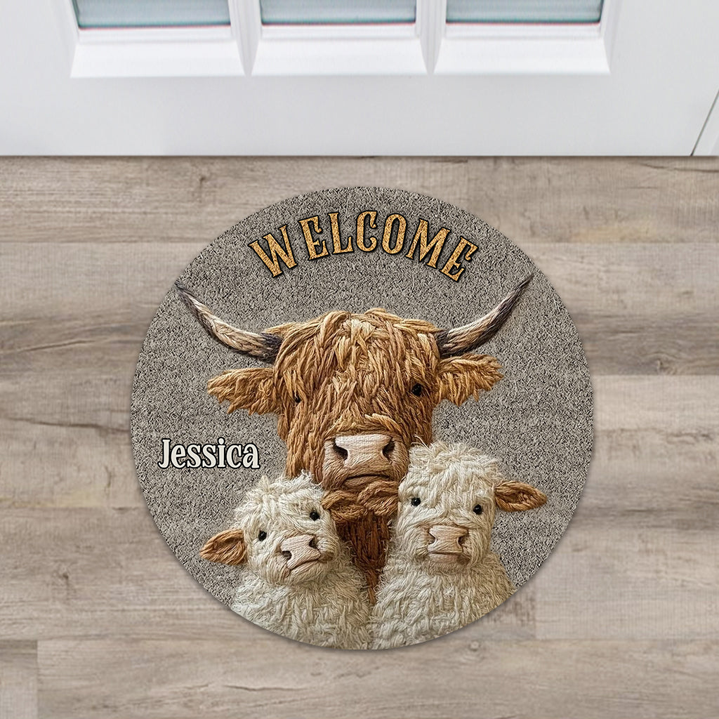 Bienvenue avec Love Highland Cow - Paillasson/Tapis de porte personnalisé en forme de vache des Highlands