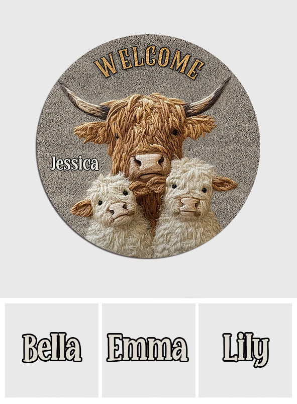 Bienvenue avec Love Highland Cow - Paillasson/Tapis de porte personnalisé en forme de vache des Highlands