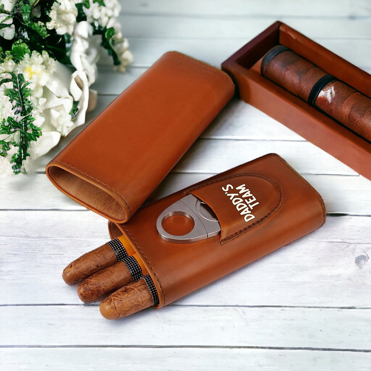 Daddy's Team Fist Bump - Personalized Father Leather Cigar Humidor Case