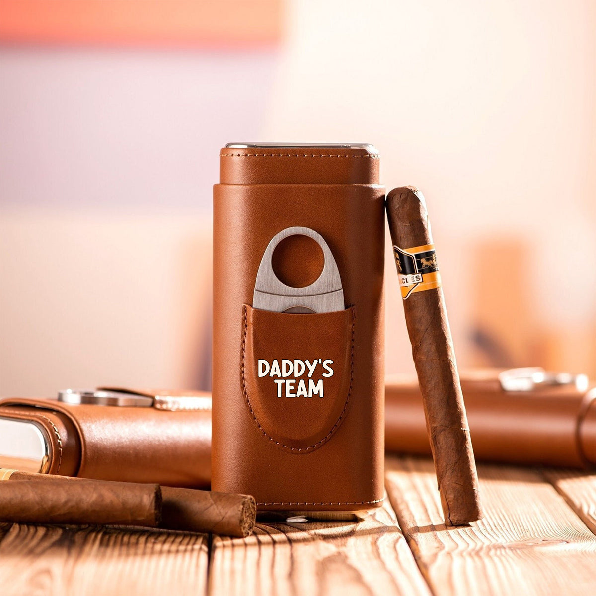 Daddy's Team Fist Bump - Personalized Father Leather Cigar Humidor Case