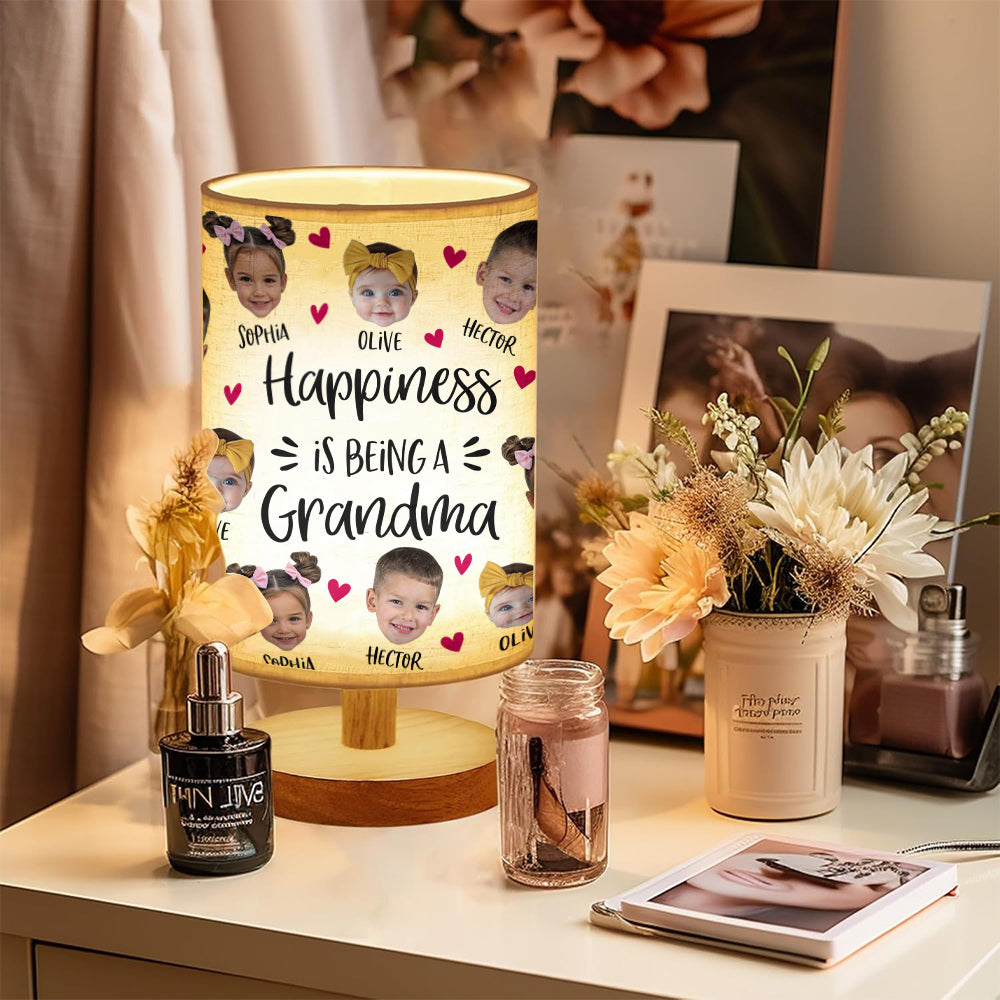 Love Being Called Grandma - Personalized Grandma Tableside Lamp With Wood Base