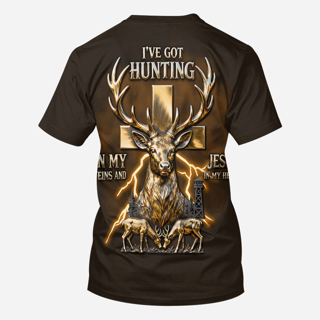 J'ai la chasse dans le sang et Jésus dans le cœur - T-shirt personnalisé « La chasse sur tout le corps »