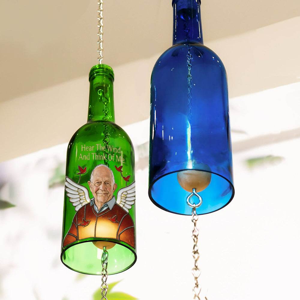Écoutez le vent et pensez à moi - Carillon éolien personnalisé en forme de bouteille de vin commémorative