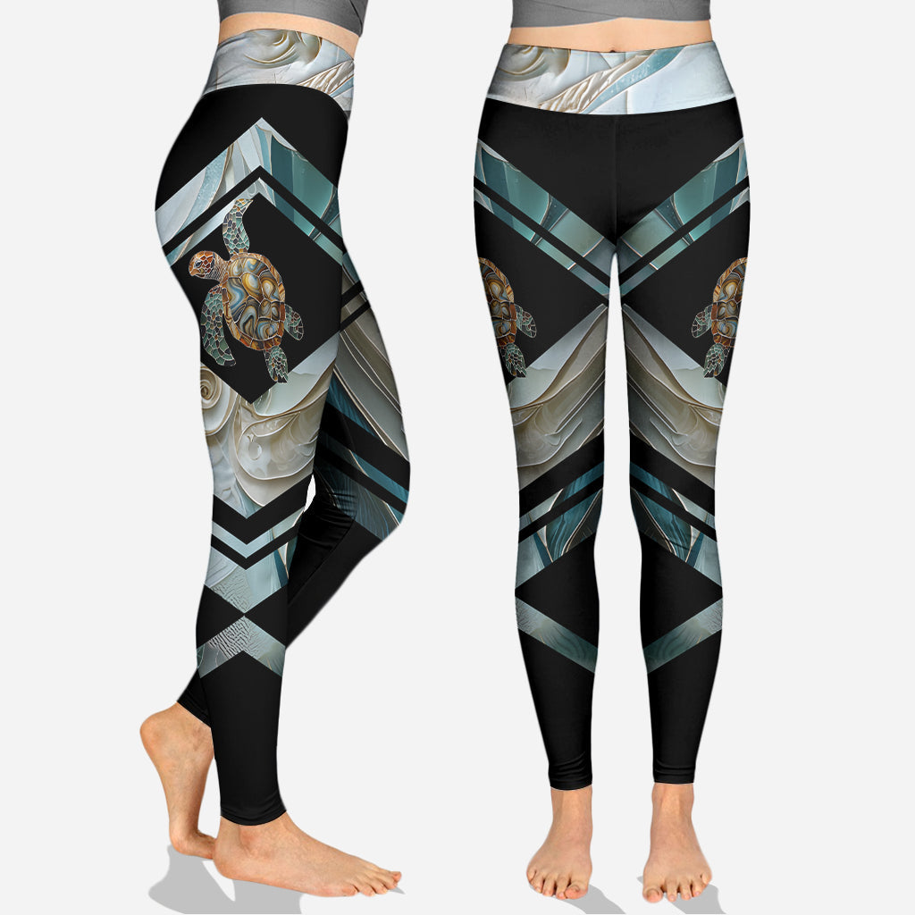 Love Turtles - Personalized Turtle Hollow Tank Top and Leggings