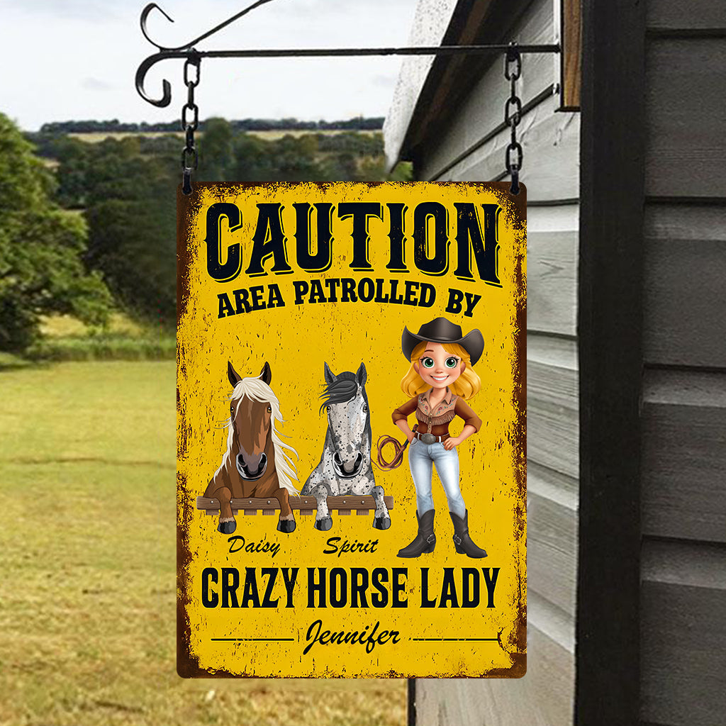 Zone patrouillée par une cavalière passionnée - Panneau métallique rectangulaire personnalisé à motif cheval