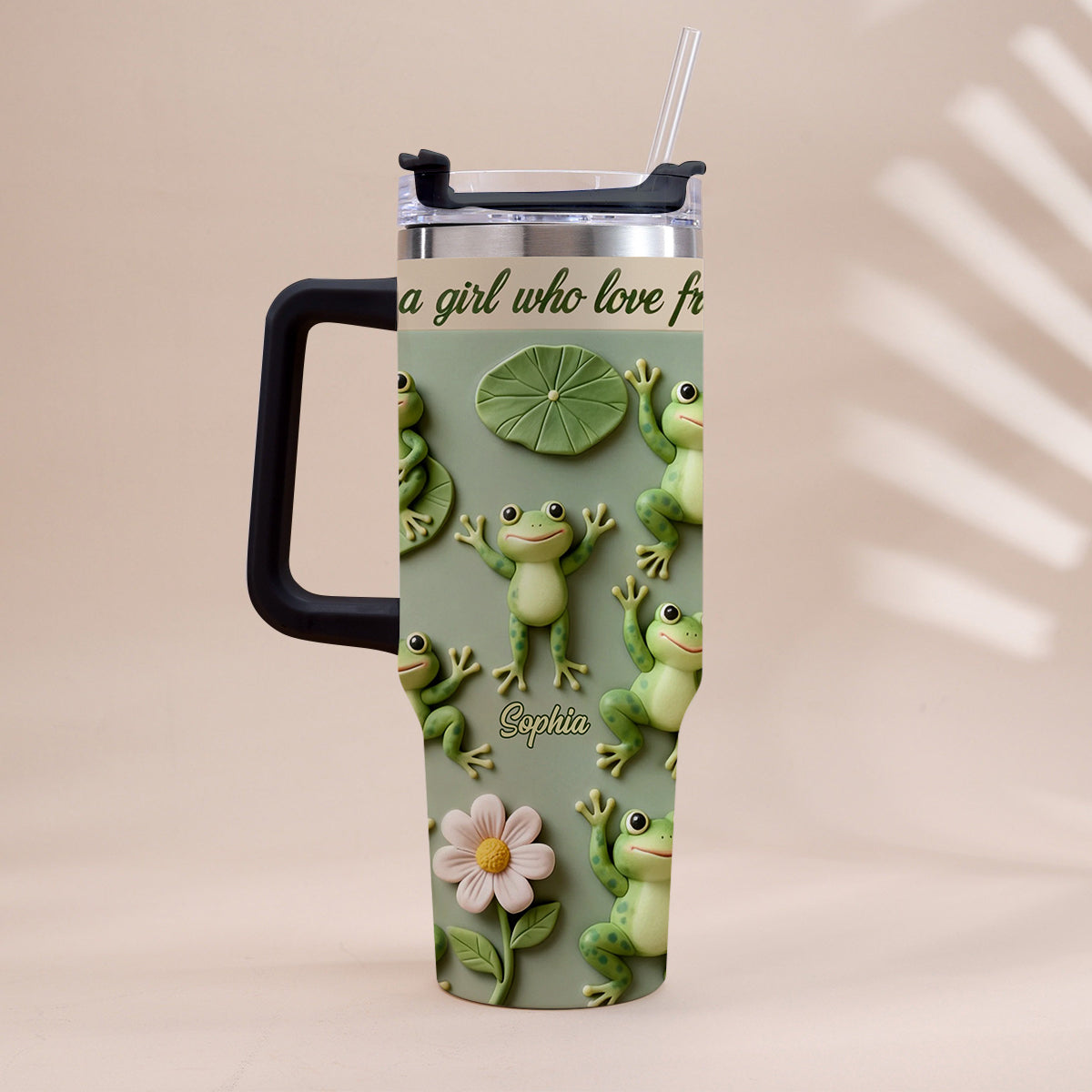 Une fille qui adore les grenouilles - Gobelet grenouille personnalisé avec anse