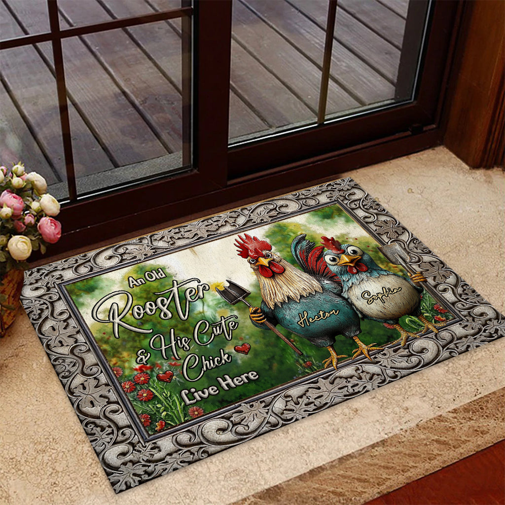 Paillasson personnalisé « Un vieux coq et son adorable poussin vivent ici »